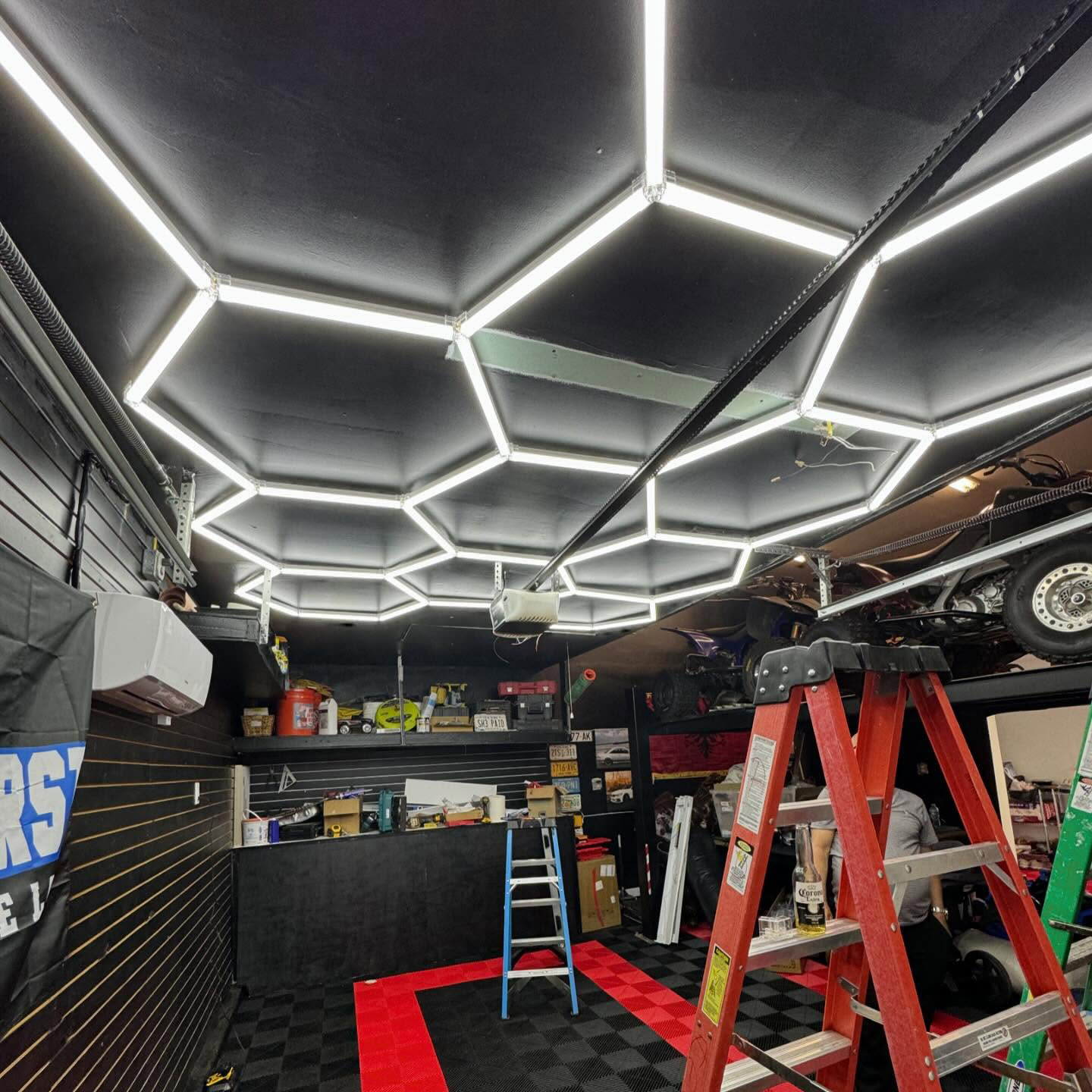 Luci da studio per dettagli auto a soffitto a nido d'ape a LED per garage