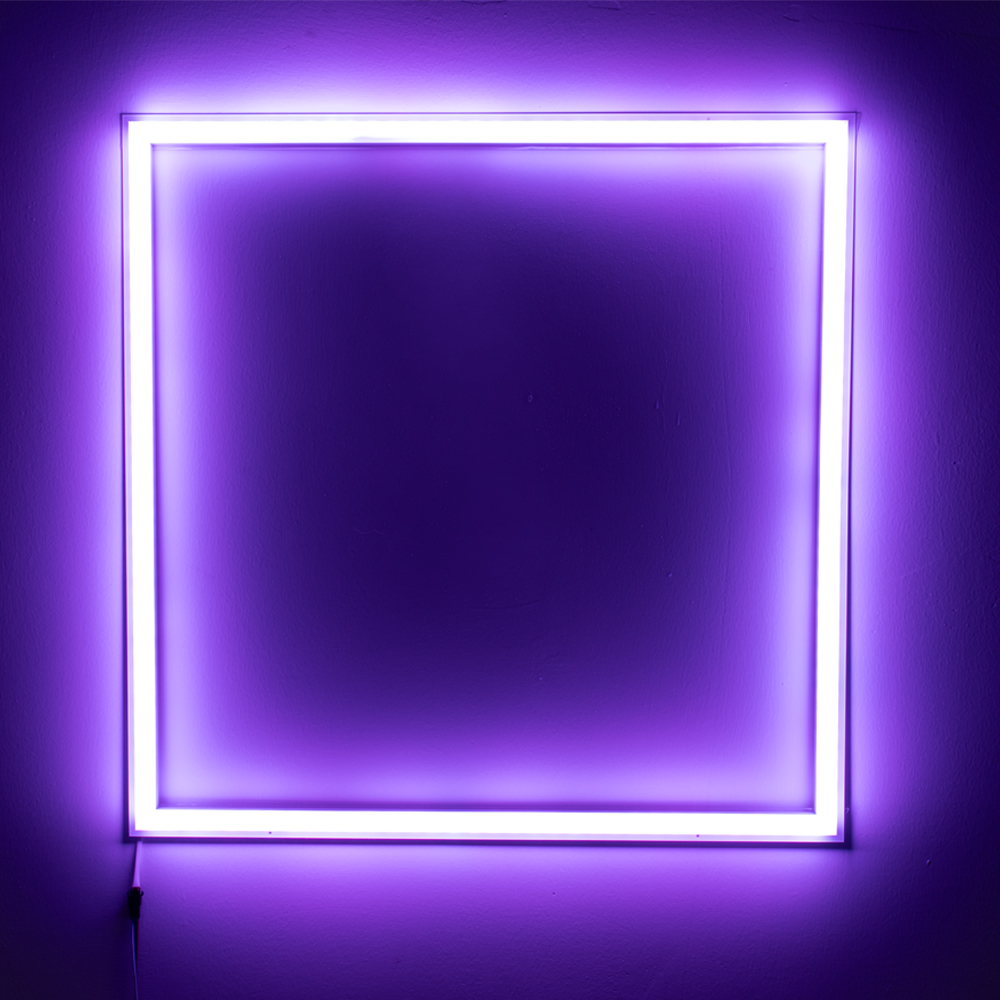 RGB LED-plafondlamp met vierkant frame, ontwerp met 4 staven